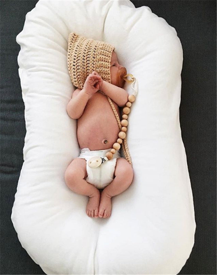 BabyNest Luxe Neugeborene